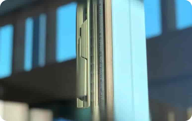 Image 4 of Herrajes y accesorios