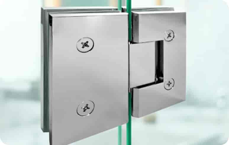 Image 1 of Herrajes y accesorios